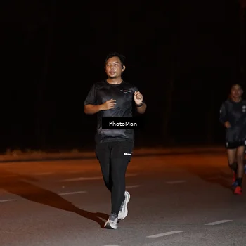 Runner Photo 8190074