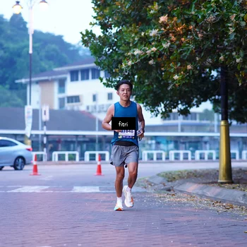 Runner Photo 8190089