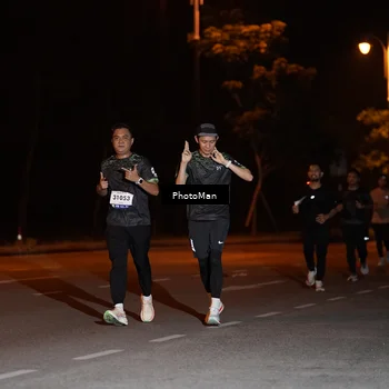 Runner Photo 8190106