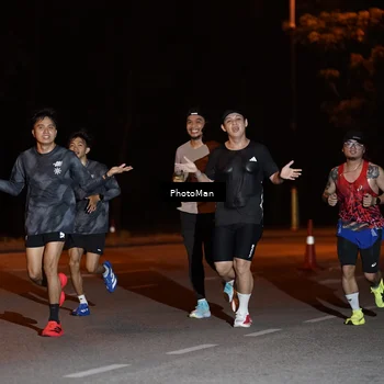 Runner Photo 8190250