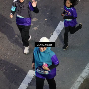 Runner Photo 8190263