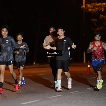 Runner Photo 8190351