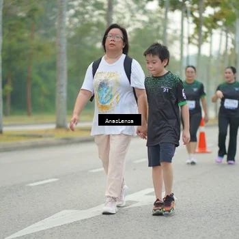 Runner Photo 8190375