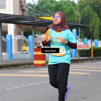 Runner Photo 8190416