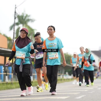 Runner Photo 8190657