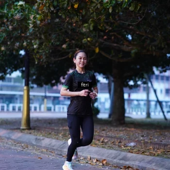 Runner Photo 8190671