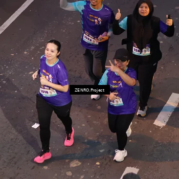 Runner Photo 8190678