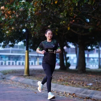Runner Photo 8190684