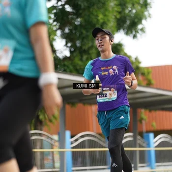 Runner Photo 8190699