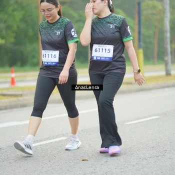 Runner Photo 8190712