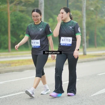 Runner Photo 8190716