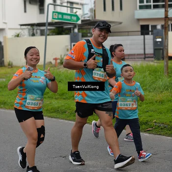Runner Photo 8190721