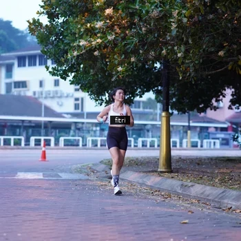 Runner Photo 8190728