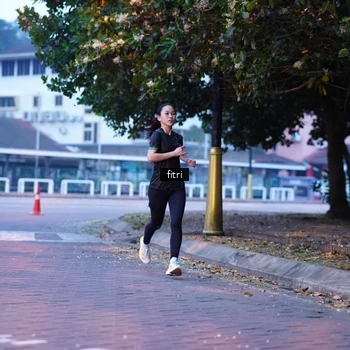 Runner Photo 8190746