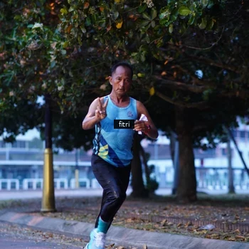 Runner Photo 8190808