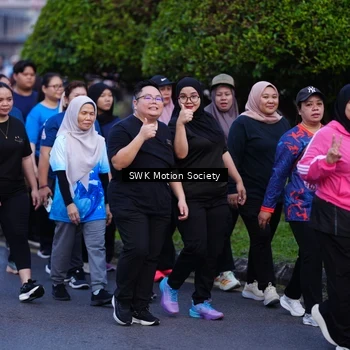 Runner Photo 8190824