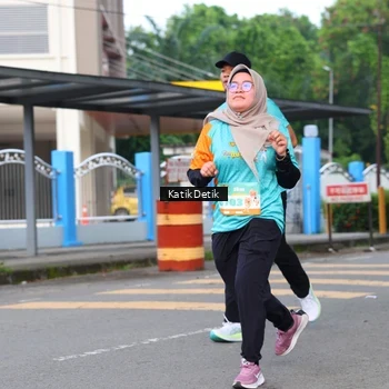 Runner Photo 8190837