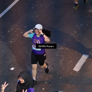Runner Photo 8190859