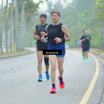 Runner Photo 8190881