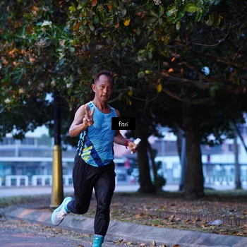 Runner Photo 8190882