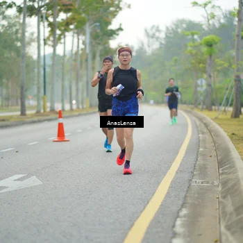 Runner Photo 8190914