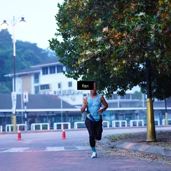 Runner Photo 8190921