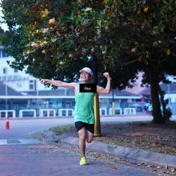 Runner Photo 8190990