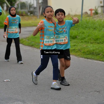 Runner Photo 8191001