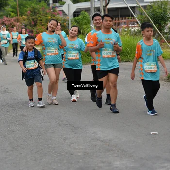 Runner Photo 8191100