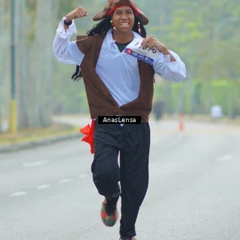 Runner Photo 8191376