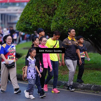 Runner Photo 8192024
