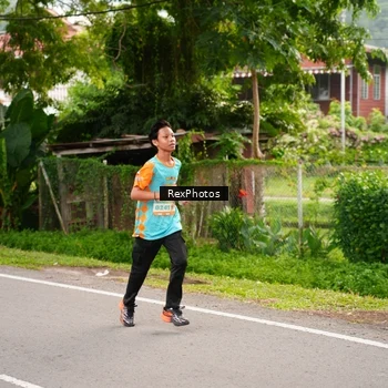 Runner Photo 8192275