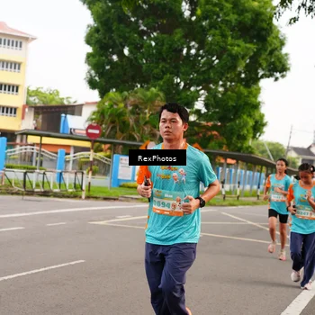 Runner Photo 8192378