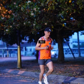 Runner Photo 8192943