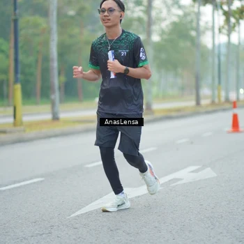 Runner Photo 8192995