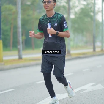 Runner Photo 8193021