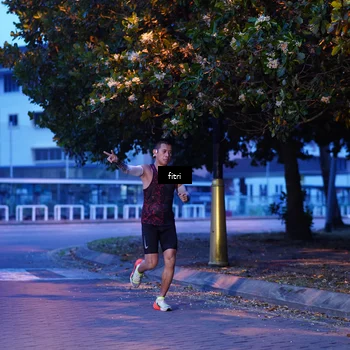 Runner Photo 8193100