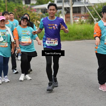 Runner Photo 8193279
