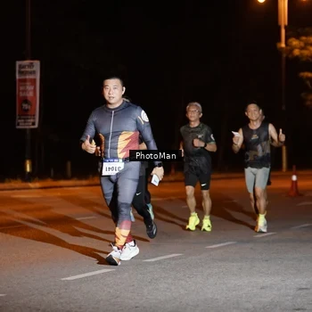 Runner Photo 8193518