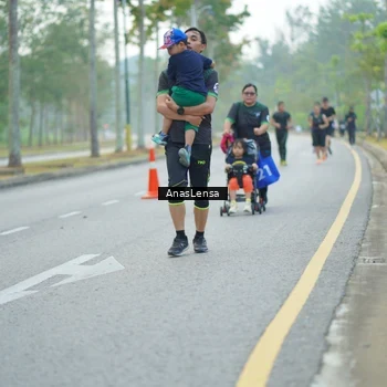 Runner Photo 8193602
