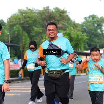 Runner Photo 8193618