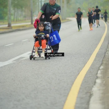 Runner Photo 8193630