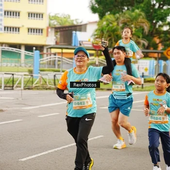 Runner Photo 8193658