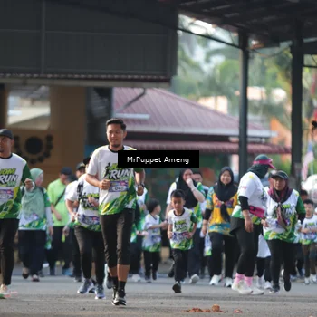 Runner Photo 8193696
