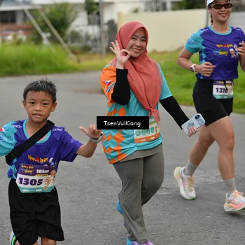 Runner Photo 8193813