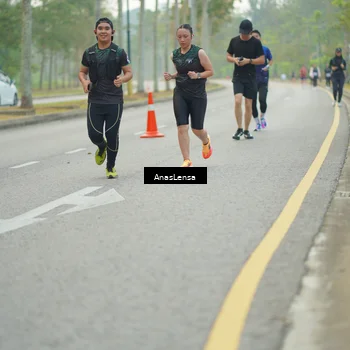 Runner Photo 8193905
