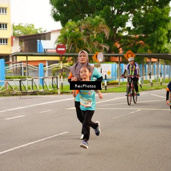 Runner Photo 8194004
