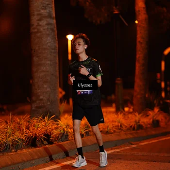 Runner Photo 8194006