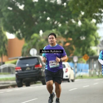 Runner Photo 8194070
