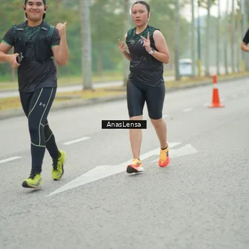 Runner Photo 8194073
